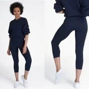 Spanx Womens S Navy Look At Me Now Seamless Crop‎ Leggings
